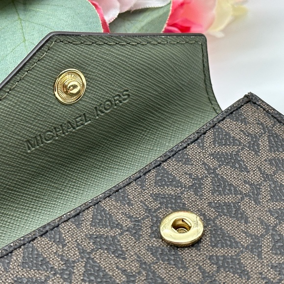 Michael Kors Small Flap Key Ring Card Case - Picture 10 of 14